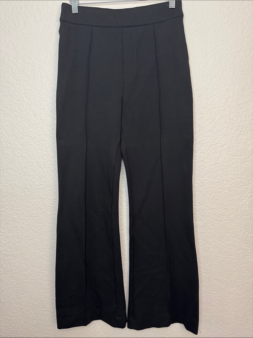 SPANX Supersmooth PerfectFit Ponte Flare Pants Medium Black Pleated - Picture 3 of 8